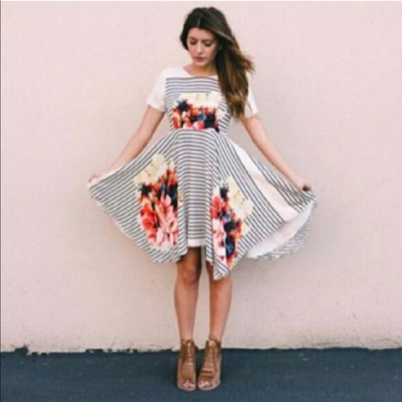 Anthropologie Corey Lynn Calter cream stripe floral asymmetrical dress size 2 - Picture 1 of 16